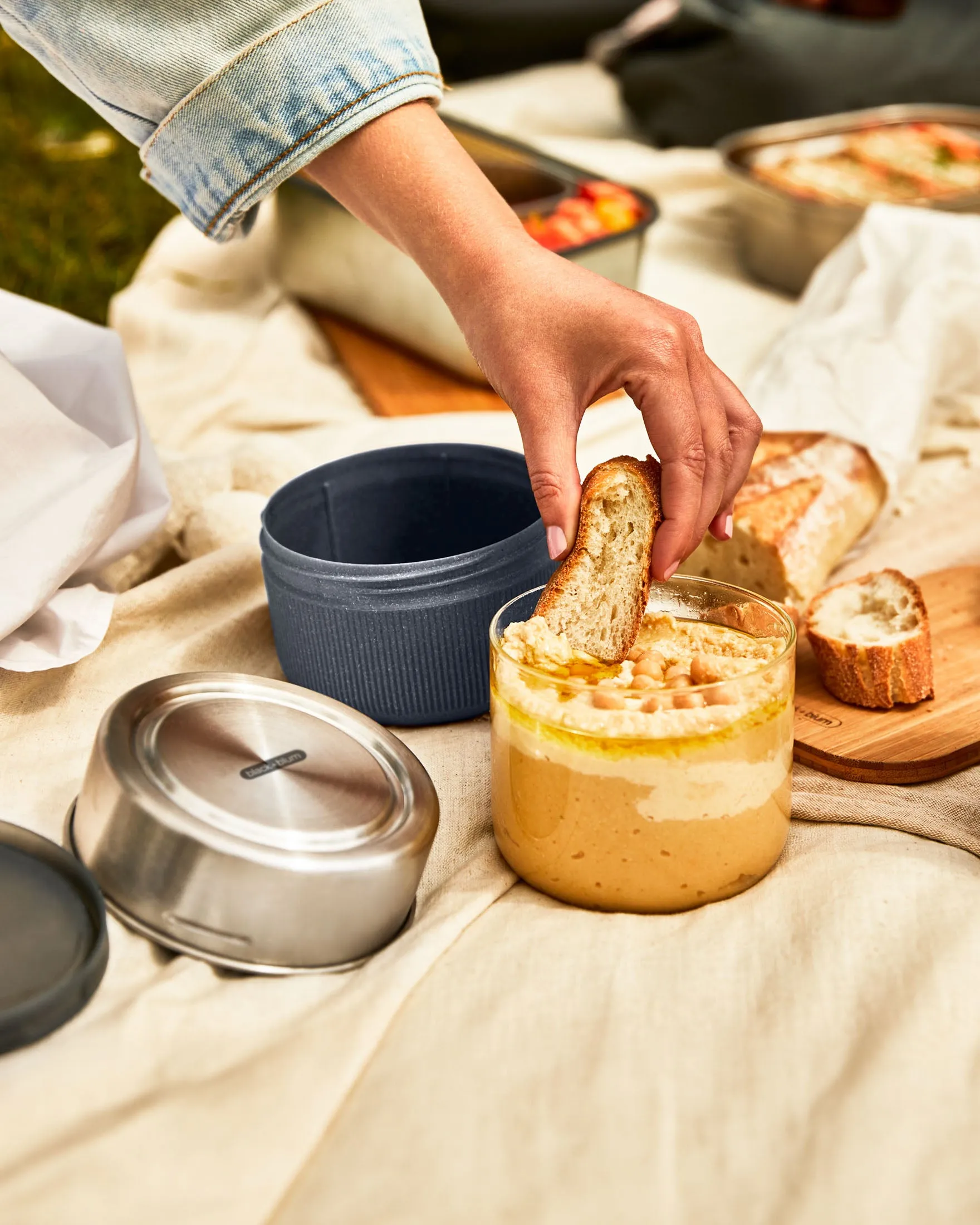 GLASS LUNCH POT LARGE - ALMOND