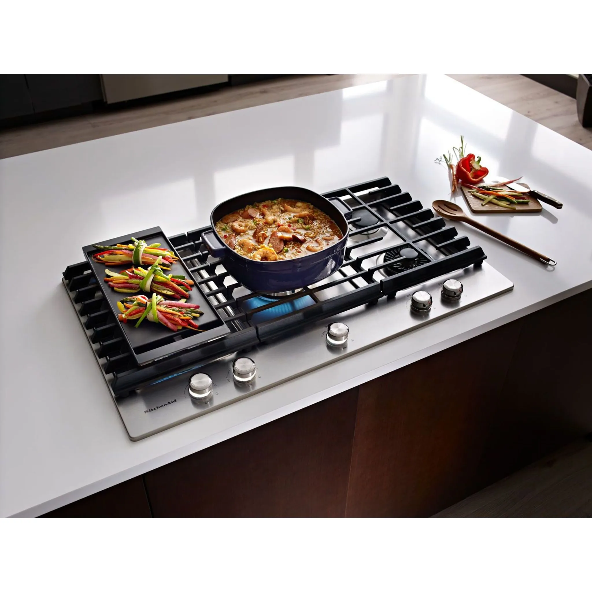 KitchenAid  36" 5-Burner Gas Cooktop with Griddle (KCGS956ESS)